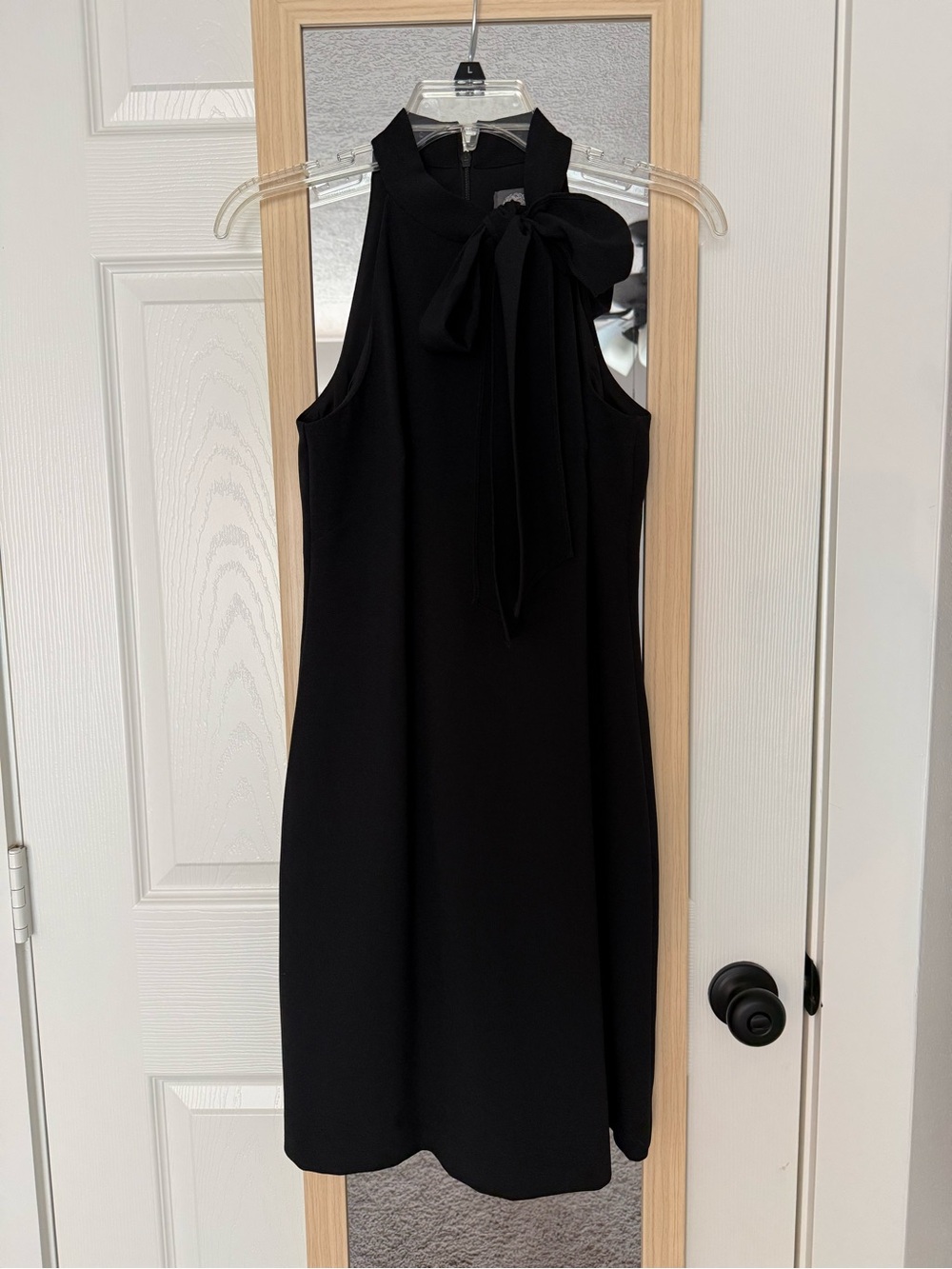 Vince Camuto Black Sleeveless Bow-Neck Mini Dress